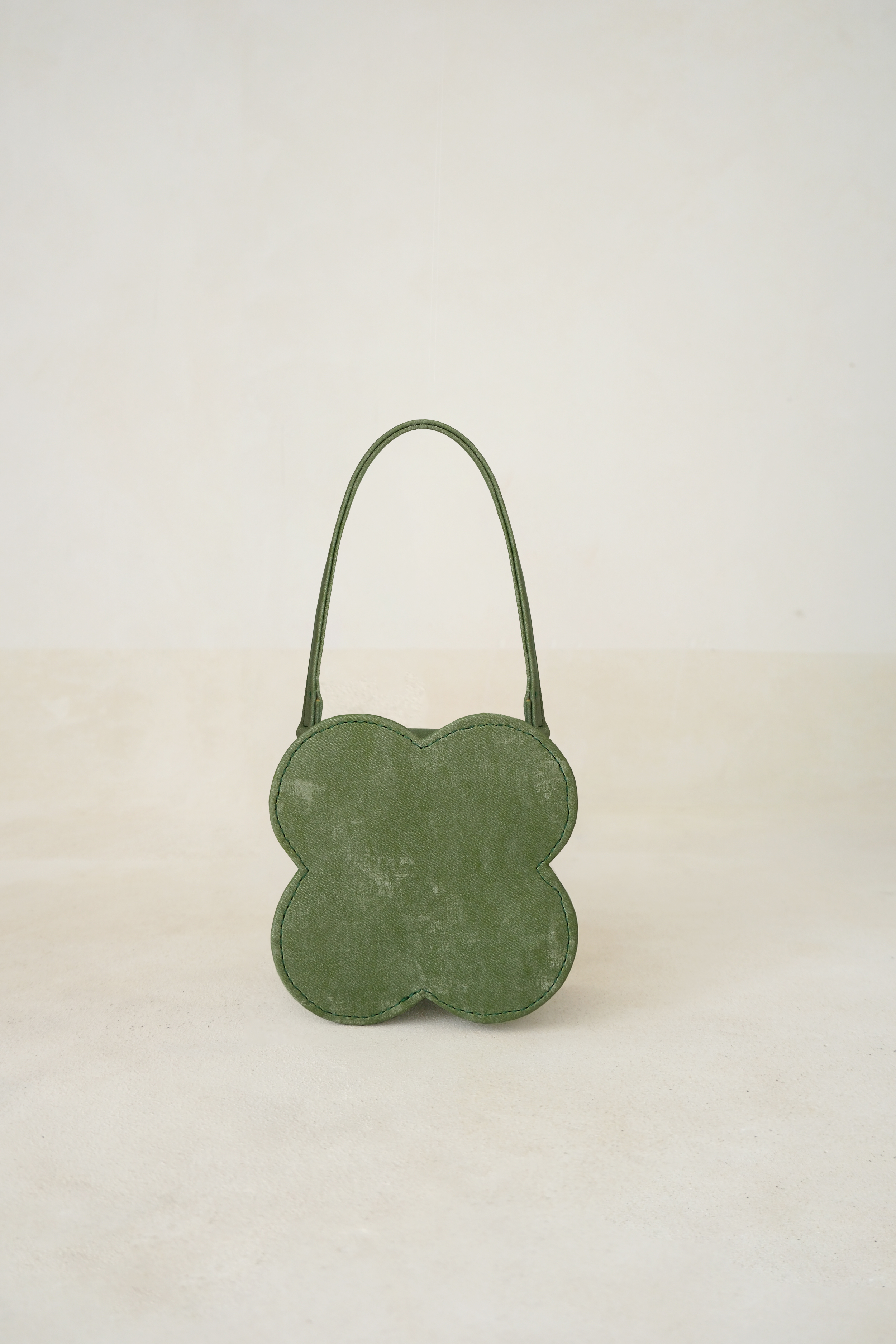 Clover in Green