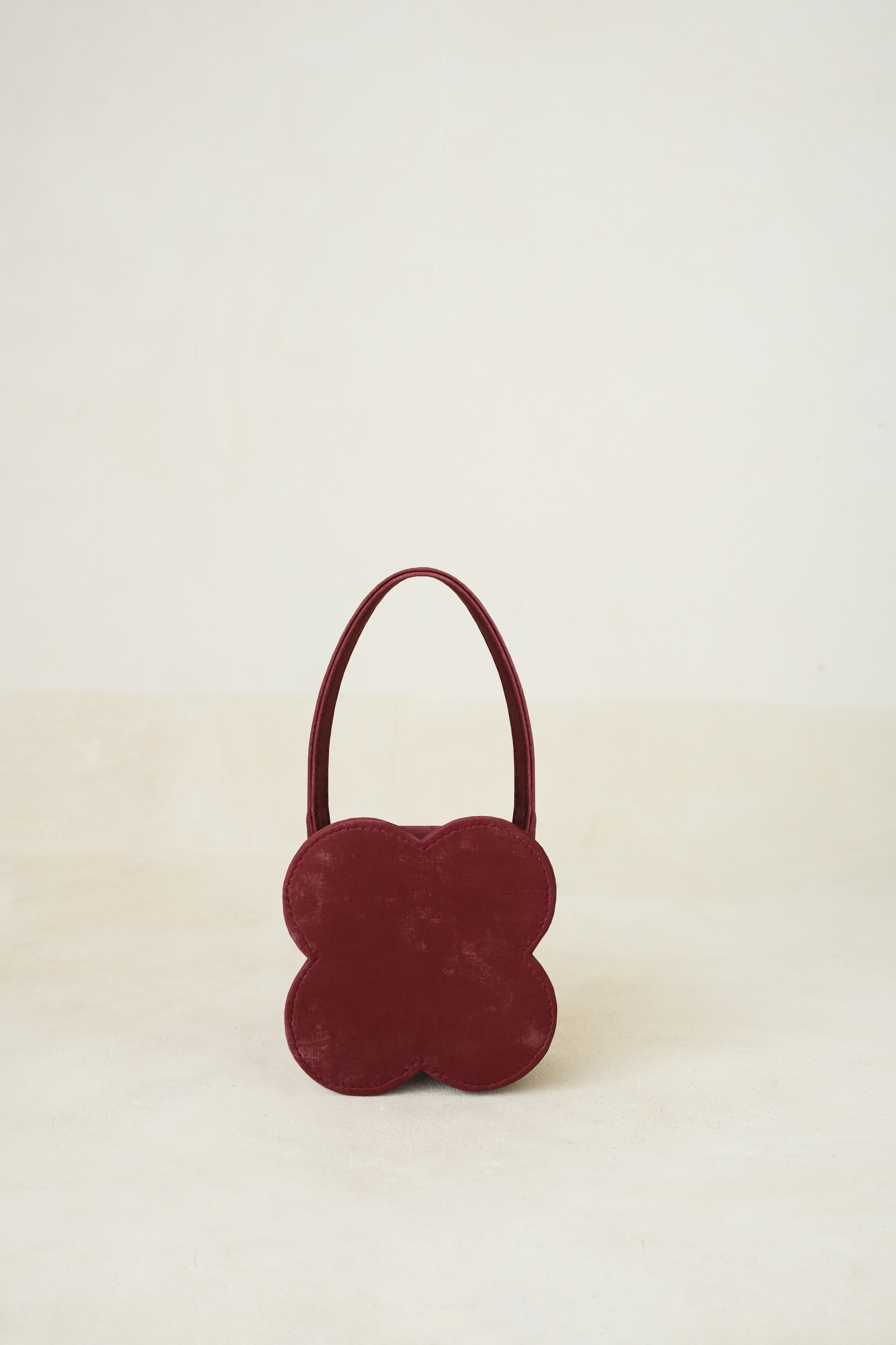 Clover in Maroon
