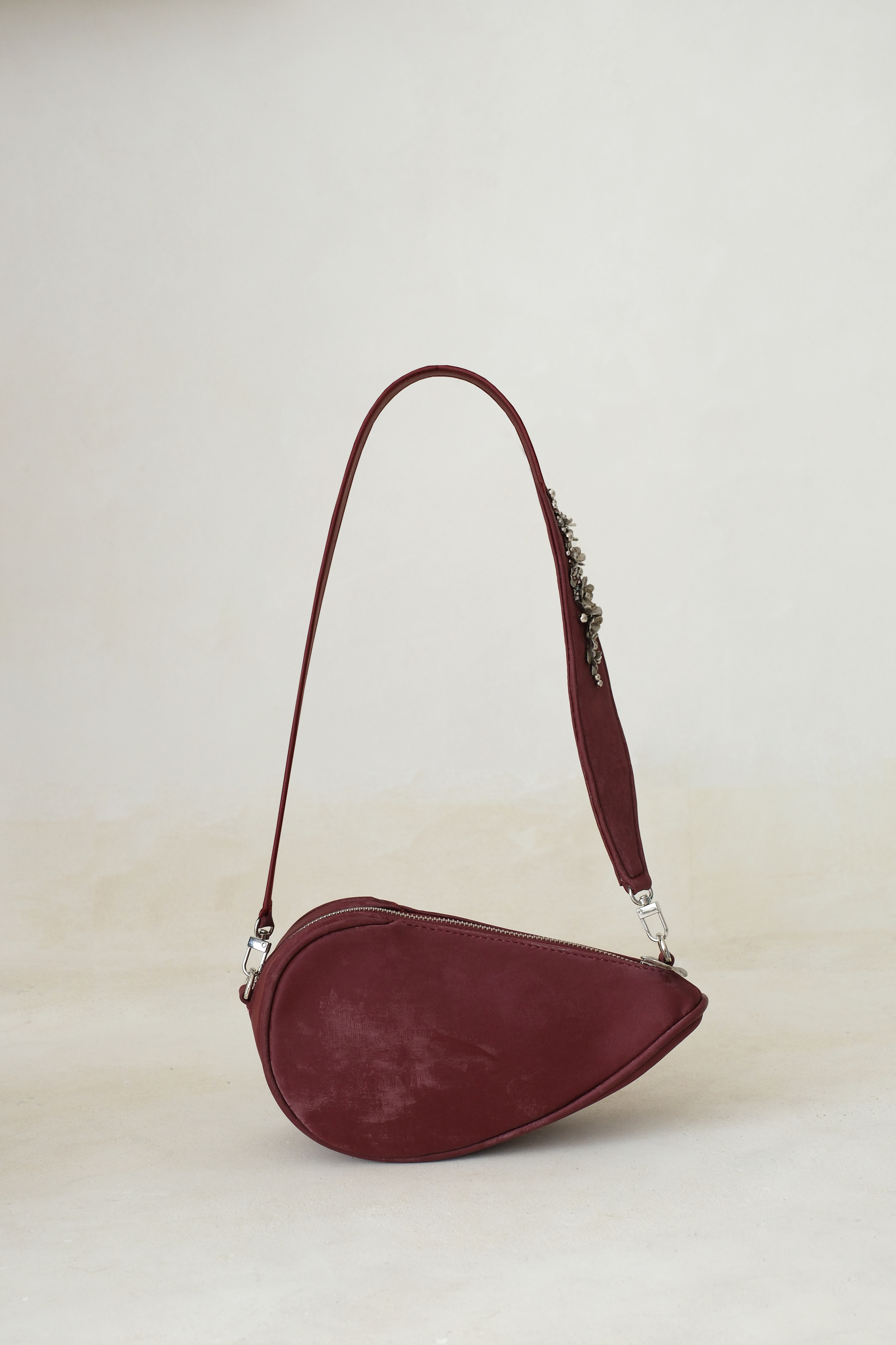 Petal in Maroon
